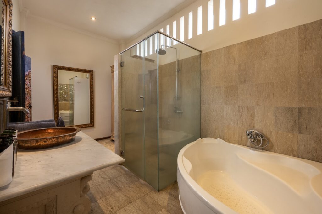 Honeymoon Guesthouse Rooms24