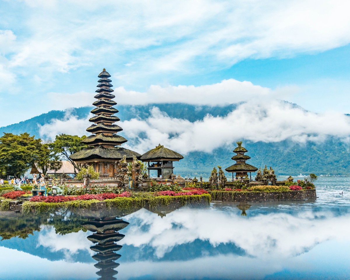 uluwatu temple